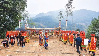 Lễ cấp sắc của người Dao Đỏ xã Mỏ Vàng, tỉnh Lào Cai tạo điểm nhấn du lịch hấp dẫn.