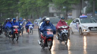 Khu vực Bắc Bộ có mưa rào và dông rải rác, cục bộ có nơi mưa to.