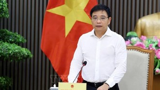 Phó Thủ tướng Nguyễn Văn Thắng phát biểu tại cuộc họp. 