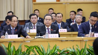 Chủ tịch Quốc hội Trần Thanh Mẫn thăm mô hình lập pháp ở Bắc Kinh, Trung Quốc