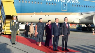  Lễ đón Tổng Bí thư, Chủ tịch nước Tô Lâm và Phu nhân Ngô Phương Ly được tổ chức trọng thể theo nghi thức cấp Nhà nước tại Sân bay quốc tế Copenhagen dưới sự chủ trì của Nhà Vua Đan Mạch Frederik và Hoàng hậu Mary. (Ảnh Thống Nhất/TTXVN)