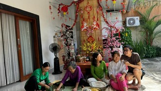 Không khí Tết ngập tràn ngôi nhà của một gia đình người Việt ở Bali.