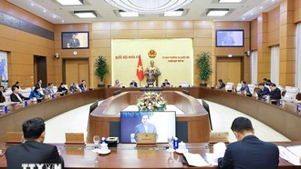 Một phiên họp của Ủy ban Thường vụ Quốc hội. (Ảnh: Doãn Tấn/TTXVN)