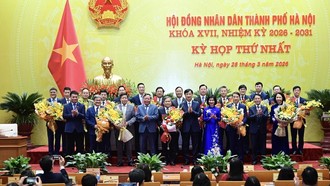 Bà Phùng Thị Hồng Hà, ông Vũ Đại Thắng tái đắc cử Chủ tịch HĐND và UBND TP Hà Nội