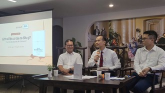 Cách nhìn phức hợp về quá khứ và hiện tại từ "Lịch sử liệu có dạy ta điều gì?"