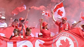 Bóng đá thay đổi xã hội Canada