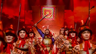 Khát vọng kiến tạo "kỳ quan sân khấu" Việt