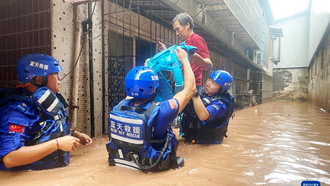 Nhiều địa phương của Trung Quốc đối mặt với thời tiết cực đoan
