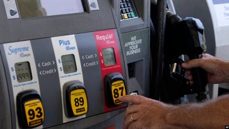 Bộ trưởng Năng lượng Mỹ dự báo giá xăng, dầu diesel tiếp tục giảm