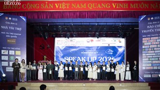  Top 20 SPEAK UP 2026 nổi bật trên sân khấu Bán kết.
