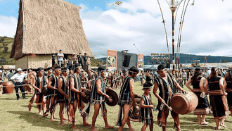 Công nghiệp văn hóa: Đòn bẩy phát triển hay phép thử bản sắc?