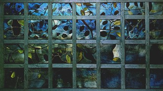 Tấm trang trí “Pear Tree” tại Daffodil Terrace, Laurelton Hall. Ảnh: The “Lost” Treasures of Louis Comfort Tiffany