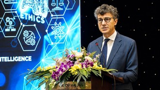 Ông Jonathan Wallace Baker, Trưởng Đại diện UNESCO tại Việt Nam