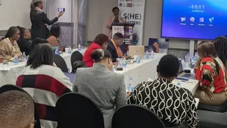 Các báo cáo mới phơi bày thực trạng đáng báo động đối với nữ nhà báo tại Zimbabwe