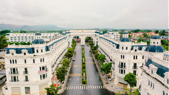 Đại lộ Champs-Elyssees kết nối trực tiếp từ cổng dự án tới quảng trường trung tâm và phố đi bộ tại KĐT Danko City (Thái Nguyên)