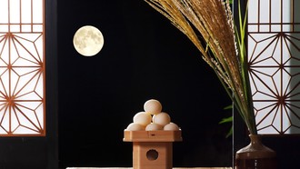 Rằm tháng tám đâu chỉ có bánh trung thu: Booking.com gợi ý những hương vị đặc sắc và phong tục đón Tết Trung thu khắp châu Á