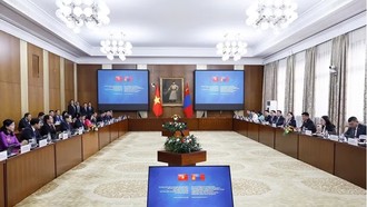 Chủ tịch Quốc hội Trần Thanh Mẫn hội đàm với Chủ tịch Quốc hội Mông Cổ Sandag Byambatsogt. (Ảnh: Doãn Tấn/TTXVN)
