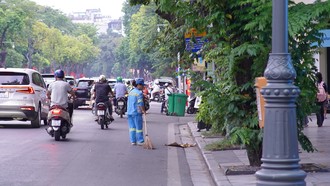 Một góc thu Hà Nội không thơ mộng