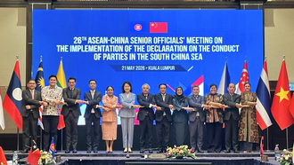 Quan chức ASEAN và Trung Quốc tại cuộc họp về DOC và COC (Nguồn: Báo Quốc tế)