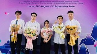 Sinh viên FPTU phát triển hệ thống điều phối kho thông minh, thử nghiệm trên xe tự hành thực tế