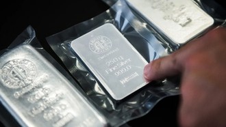 Liên tục phá kỷ lục trong năm 2025, giá vàng, bạc sẽ chinh phục đỉnh cao mới trong năm 2026?