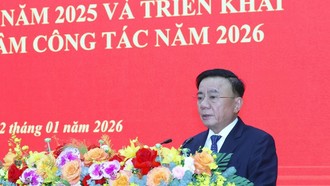 Thường trực Ban Bí thư Trần Cẩm Tú phát biểu chỉ đạo hội nghị.