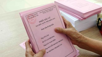 Phiếu bầu cử đã được tổ bầu cử phường Ngọc Hà chuẩn bị sẵn sàng cho Ngày hội lớn của đất nước.