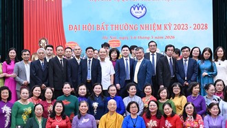 Phó Chủ tịch T&T Group Đỗ Vinh Quang cùng các đại biểu tham dự Đại hội.