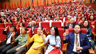 Các đại biểu biểu quyết Thông qua Đề án nhân sự Ủy ban Trung ương Mặt trận Tổ quốc Việt Nam khóa XI, nhiệm kỳ 2026-2031.