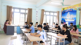 Kỳ thi lớp 10 tại Hà Nội: Còn những lựa chọn khác ngoài trường công lập