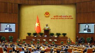 Quang cảnh phiên họp.