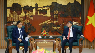 Thủ tướng Lê Minh Hưng tiếp Phó Thủ tướng, Bộ trưởng Tài chính Lào Santiphab Phomvihane. 