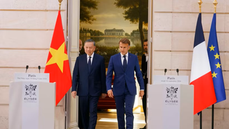 Tổng Bí thư, Chủ tịch nước Tô Lâm và Tổng thống Pháp Emmanuel Macron dự gặp gỡ báo chí. 