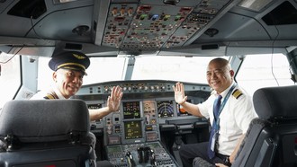 Đổi hướng tránh bão, “lâng lâng” ngày về vùng trời Phú Quốc: Cơ trưởng kể chuyện lái A330 đầu tiên của Sun PhuQuoc Airways