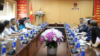 Bộ trưởng Đào Hồng Lan tiếp và làm việc với Tổng Giám đốc Điều hành Tập đoàn DKSH