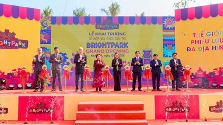 Chính thức cắt băng khai trương Tổ hợp Công viên Giải trí BRIGHTPARK.
