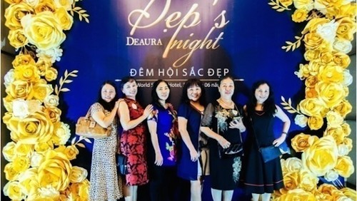 Những khuôn mặt rạng rỡ của các vị khách tham dự tại bữa tiệc Đẹp’s night
