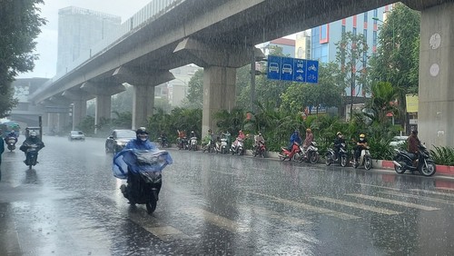 Dự báo khu vực Hà Nội Nhiều mây, sáng có mưa rào và dông rải rác.