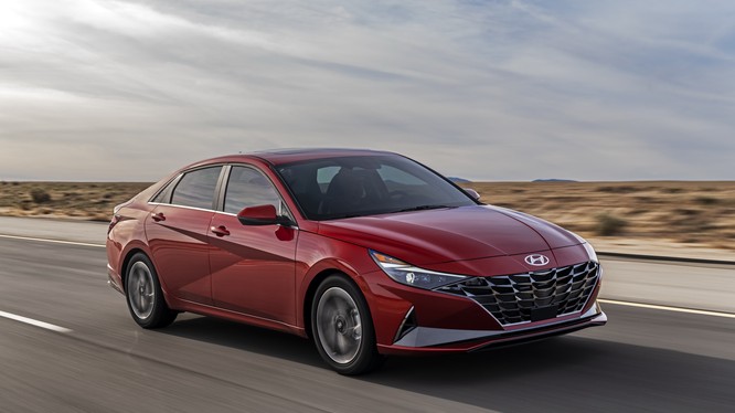 Loạt hình ảnh Hyundai Elantra vừa ra mắt