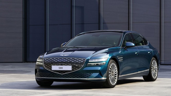 Ô tô điện Genesis G80 có sức mạnh 385 mã lực và khả năng di chuyển gần 500km