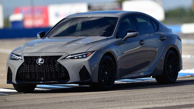 Lexus IS 500 F Sport có giá bán từ hơn 1 tỷ đồng tại Mỹ