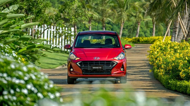 Doanh số Hyundai tháng 02/2022, giảm 43,2% so với tháng 01, nhưng tăng 38,1% so với cùng kỳ 2021