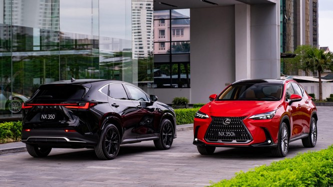 Lexus NX 2022 ra mắt tại Việt Nam có giá bán từ 3,01 tỷ Đồng.