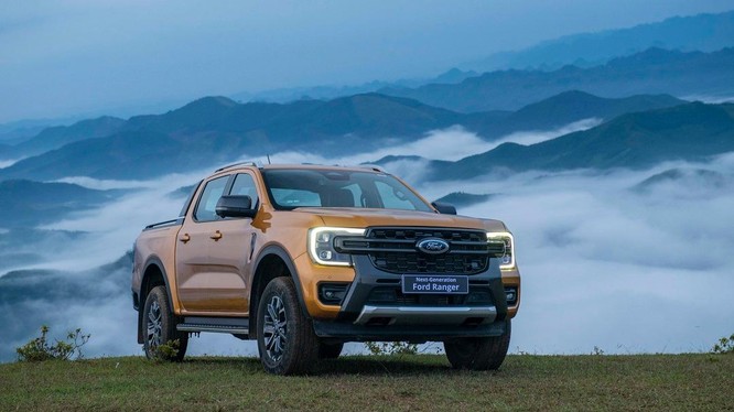Ford Ranger thế hệ mới chuẩn bị ra mắt tại Việt Nam, giá từ 659 triệu Đồng