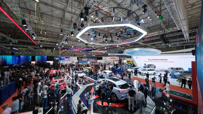 Chính thức khai mạc Vietnam Motor Show 2022 với chủ đề 'Vượt qua thách thức'