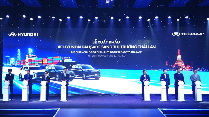 Hyundai Thành Công xuất khẩu xe sang Thái Lan