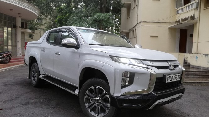 Đánh giá Mitsubishi Triton 2020