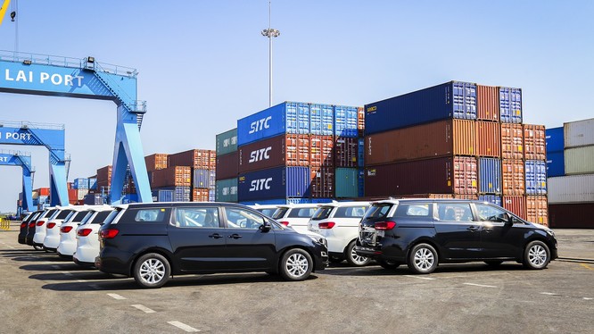 THACO tiếp tục xuất khẩu ô tô ra thị trường nước ngoài