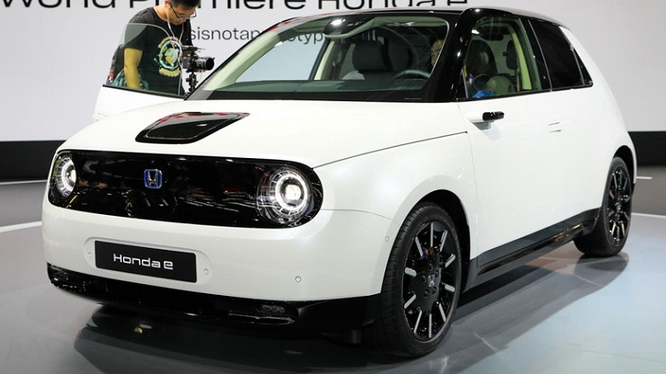 Honda E - ôtô Nhật Bản đầu tiên là “xe của năm” tại Đức