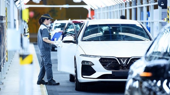 Doanh số bán hàng tháng 04/2021 của Vinfast tăng 16,6%, tổng cộng có 2.717 xe được bán ra